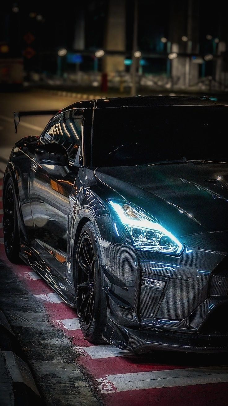 Nissan R35 GT-R (2008–2016) Carbon Fiber Front Fender Arches – Vented Aero Design